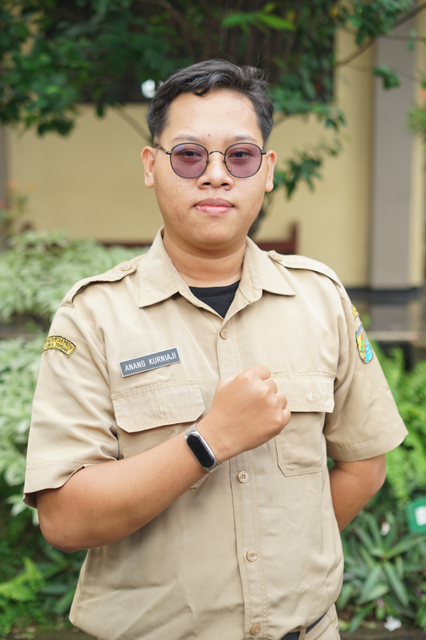 Placeholder Image